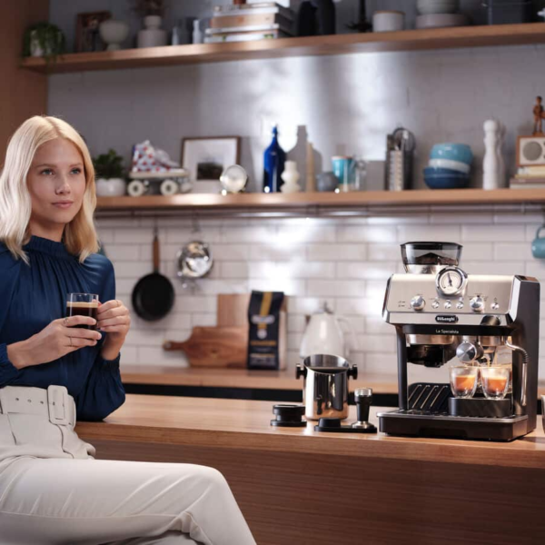 Delonghi EC9155.MB La Specialista Arte Compact Manual Bean to Cup Espresso Coffee Machine Black