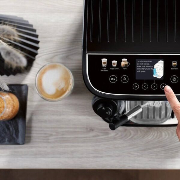De'Longhi Magnifica Evo Next ECAM310.60.B Bean to Cup Coffee Machine – LatteCrema Hot, 10 Drinks – Black
