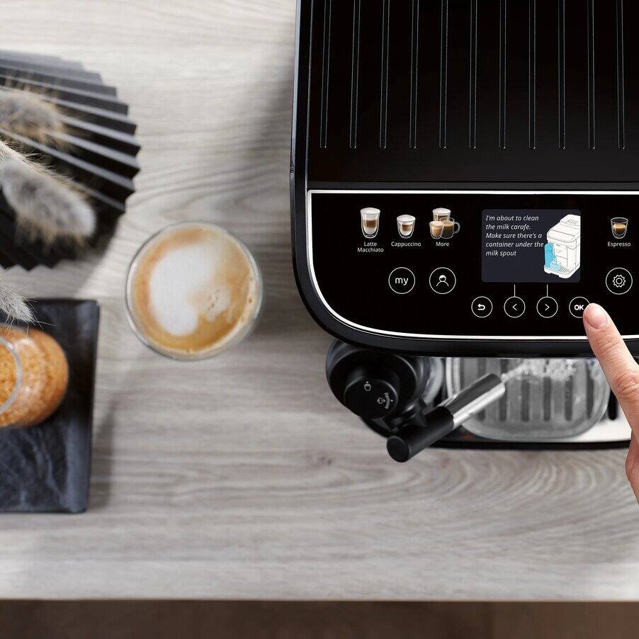 De'Longhi Magnifica Evo Next ECAM310.60.B Bean to Cup Coffee Machine – LatteCrema Hot, 10 Drinks – Black