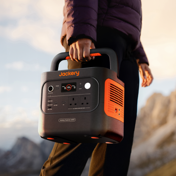 Jackery Explorer 2000 v2 Portable Power Station 2042Wh, 2200W (4400W Surge), LiFePO4, UK Sockets